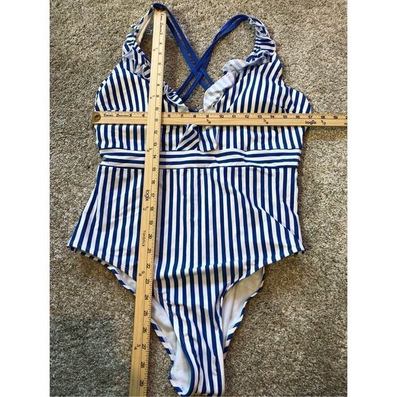Cupshe Women’s Blue and White Striped Ruffle Cross Strap One Piece Swimsuit Size - Picture 3 of 6